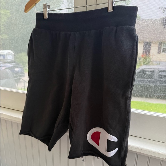 Men’s champion reverse weave sweatshirt shorts big logo - Picture 1 of 5
